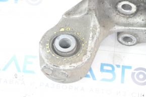 Цапфа задняя правая Ford Fusion mk5 13-20 сайлентблоки под замену