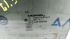 Стекло двери задней левой Chrysler Pacifica 17-26 тонировка