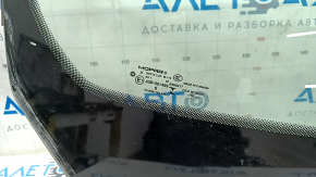 Лобовое стекло Jeep Cherokee KL 19 без подогрева, сколы, песок
