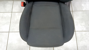 Водительское сидение Nissan Rogue 23-26 без airbag, механическое, ткань черная US built, под химчистку, ржавое снизу