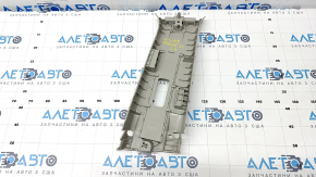 Накладка центральной стойки верхняя ремень левая Nissan Rogue 21-23 серая US built, тычка