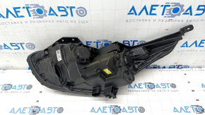 Far dreapta fata gol Kia Forte 19-21 halogen cu suport, nisip, zgarieturi