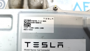 Computer de bord Tesla Model S 21