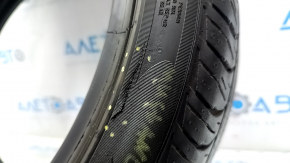 Шина R19 255/40 Pirelli P-Zero Nero 2021 всесезонная 5мм, порезы