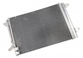 Radiatorul condensatorului de aer condiționat VW Beetle 12-19 nou aftermarket.