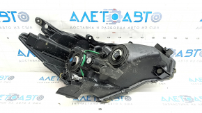 Far stanga fata Toyota Prius V 12-14 gol, dorest, halogen, nisip, pentru lustruire