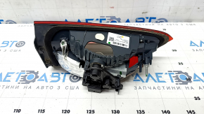 Фонарь внутренний двери багажника правый BMW X1 F48 16-19 LED