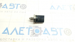 Senzor presiune combustibil Audi A6 C7 12-18 2.0T, 3.0T pe conducta de combustibil