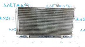 Radiatorul condensatorului de aer condiționat Toyota Camry v40 2.4, 3.5