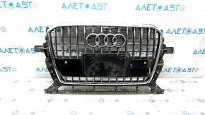 Решетка радиатора grill Audi Q5 8R 13-17 рест, под парктроники, глянец, хром, песок, облезла краска, царапины