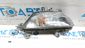 Поворотник правый Mazda 3 14-16 BM дорест, топляк