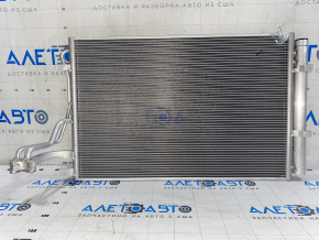 Radiatorul de aer condiționat al condensatorului Kia Soul 14-16, nou, aftermarket.