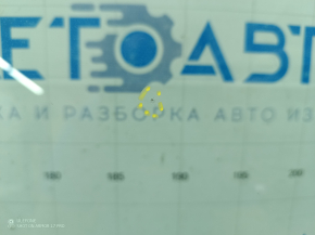 Лобовое стекло Toyota Prius 30 10-11 FUYAO, сколы, песок, воздух по кромке
