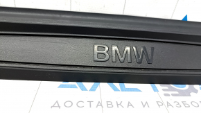 Decorație prag exterior dreapta față BMW 3 F30 12-18 negru, zgârieturi