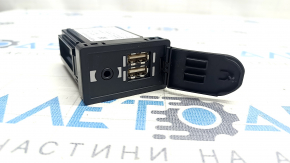 USB Hub, AUX Toyota Venza 21-