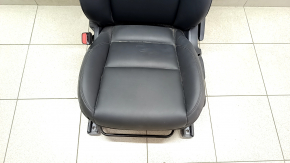Водительское сидение Mazda 3 19-22 с airbag, механическое, кожа черная, Mexico built, без накладки