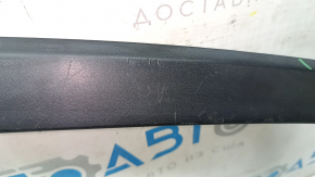 Decorație arc arip dreapta față Jeep Cherokee KL 14-18 fwd, structură, zgârieturi