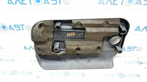 Căptușeală motor Jeep Cherokee KL 14-2.4 crăpată, fragment lipsă