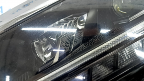 Фара передняя левая VW Passat 20-22 LED с уплотнителем