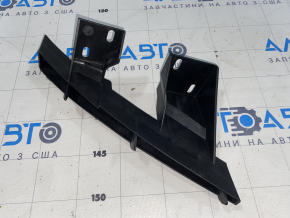 Suportul de prindere a bara de protectie fata stanga sub farul Audi Q7 4L 10-15 nou original