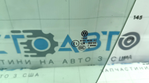 Стекло двери передней левой VW Passat 20-22 царапины