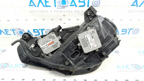 Ansamblu far dreapta fata Audi A3 8V 15-16 xenon hid, cu suport inferior, nisip