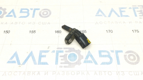 Датчик ABS задний левый Audi A3 8V 15-16 AWD