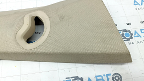 Накладка центральной стойки верхняя ремень правая BMW X7 G07 19-22 Canberra-beige, под химчистку, царапина