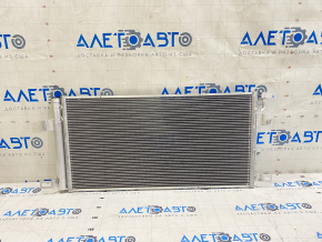 Radiatorul condensatorului de aer condiționat Audi A4 B9 17- 2.0T nou aftermarket