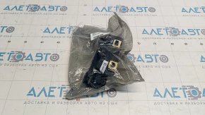 Suportul de fixare a aripii spate dreapta pentru Honda CRV 17-22, nou, original OEM.