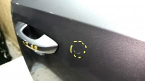 Дверь в сборе задняя правая VW Passat b7 12-15 USA графит LD7X тычка, царапины