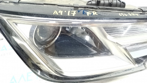 Фара передняя правая в сборе Audi A4 B9 17-19 ксенон+LED, песок, скол