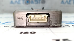 Modulul de control al vehiculului care se apropie Toyota Rav4 19-