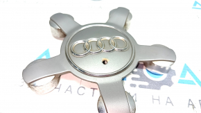 Центральный колпачок на диск Audi Q5 8R 09-17 127мм, тип 2, скол
