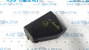 Capacul cutiei de siguranțe sub capotă pentru Subaru Legacy 15-16