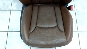 Scaun pasager Audi Q7 16- cu airbag, piele maro, incalzire, ventilatie, electric, fisuri, pentru curatare