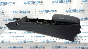 Cotiera centrala consola Ford Fusion mk5 17-20 neagra, cotiera piele neagra, sub canalul de aer, fara canal de aer, zgarieturi