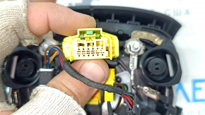 Подушка безопасности airbag в руль водительская Audi Q7 16-20 черная, потерт хром