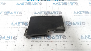 Capacul cutiei de siguranțe sub capotă pentru Ford Focus mk3 11-14