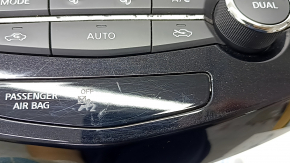 Управление климат-контролем Nissan Rogue Sport 17-22 auto, dual zone, полез хром, потерто