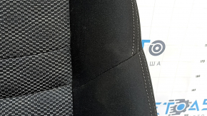 Пассажирское сидение Nissan Rogue Sport 17-22 без airbag, механич, ткань, черное с серой вставкой, под химчистку, ржавое снизу, окислены фишки