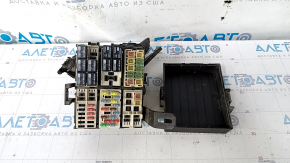 Блок предохранителей подкапотный Ford Fiesta 14-19 тип2 в сборе