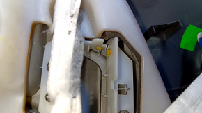 Garnitură portiere față stânga GMC Terrain 12-17 negru cu inserție din piele neagră, cotieră piele neagră, cu cusături roșii, mâner turnat structură gri, zgârieturi, zgârieturi, fisuri de prindere