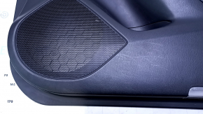 Cartelă de ornamente uși față dreapta Mazda 6 16-17 negru cu inserție din piele neagră, cotieră din piele neagră, inserție cromată, zgârieturi, zgârieturi, abraziuni