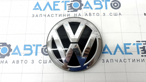 Эмблема решетки радиатора VW Jetta 19- под дистроник, песок