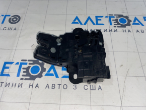 Замок крышки багажника Chevrolet Malibu 13-16