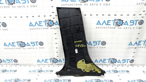 Decorație stâlp central dreapta jos Toyota Camry v70 18- negru, plastic albit