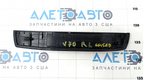 Накладка порога внешняя задняя левая Toyota Camry v70 18-24 хром с эмблемой, царапины, коррозия, дефект эмблемы