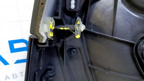 Обшивка двери карточка задняя левая VW CC 08-17 черная с черной вставкой кожа, подлокотник черн кожа, серый молдинг, царапины, потертости, сломаны крепления