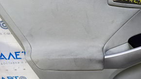 Garnitură portiere spate stânga Toyota Prius 30 10-15 gri cu pânză gri cu inserție, pânză gri pentru cotieră, structură de turnare gri, abraziuni, zgârieturi, elemente de fixare sparte, denivelări, cu